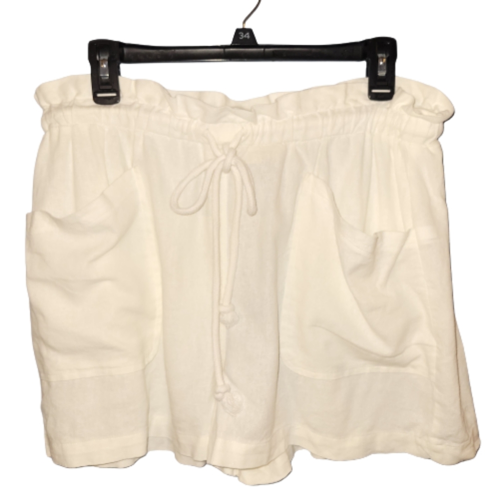 Universal Thread NWT linen blend shorts